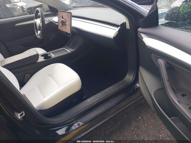 2023 TESLA MODEL 3 5YJ3E1EA8PF419196 Photo 4