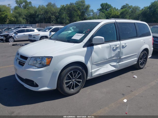 Dodge Grand Caravan 2017 2C4RDGEG0HR799192 Image 2