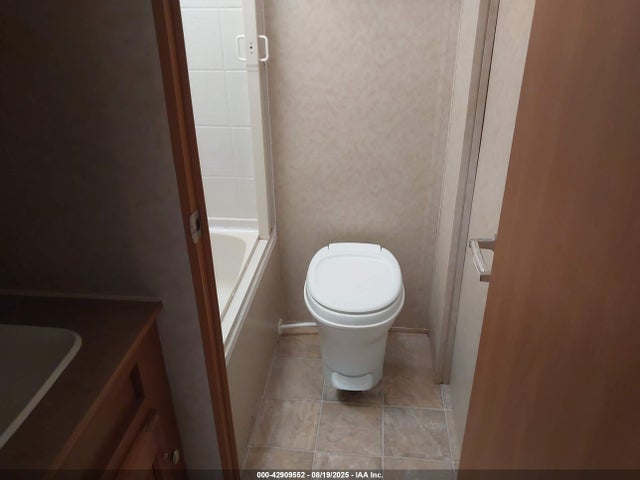 Продажа на аукционе авто 2007 Four Winds Travel Trailer, vin: 47CTFTN287G524505, номер лота: 42909552