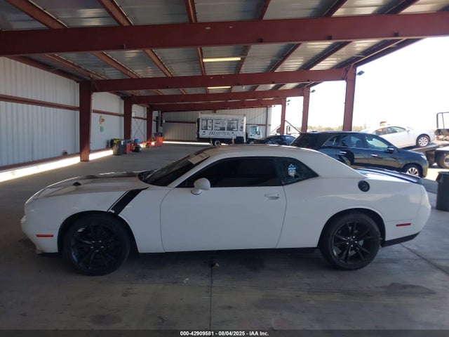 Dodge Challenger 2016 2C3CDZAG8GH245723 Image 13