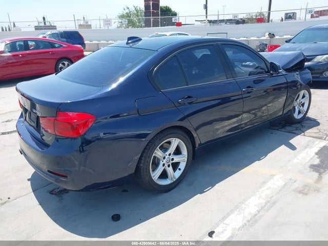 BMW 2016 2016 WBA8E9G59GNT45399 Image 4