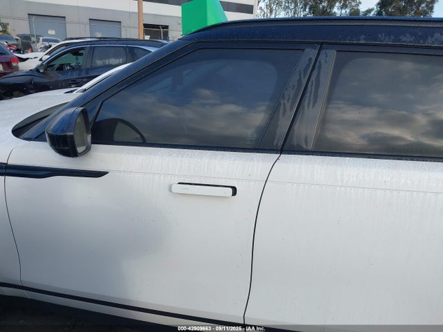 Land Rover aj20-p 2022 SALYJ2EX8NA347300 Image 15