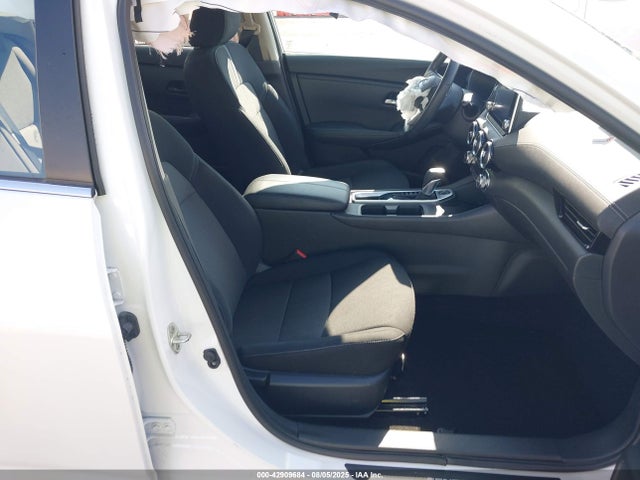 Nissan 2024 2024 3N1AB8CV2RY206138 Image 5