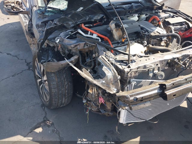 Honda lfa1 2017 JHMCR6F54HC002142 Image 17