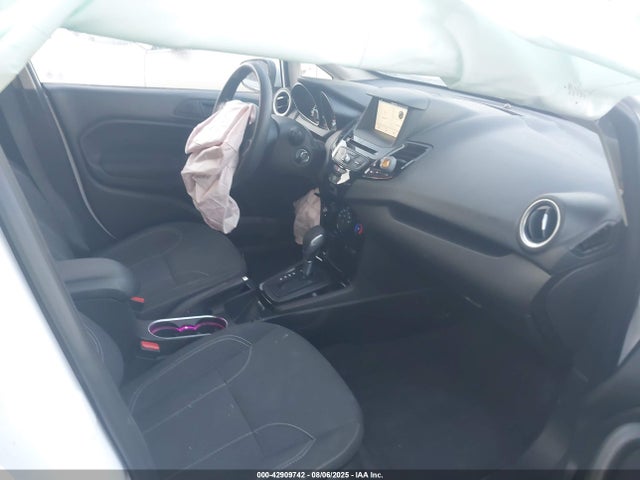 Ford 2019 2019 3FADP4EJ2KM143088 Image 5