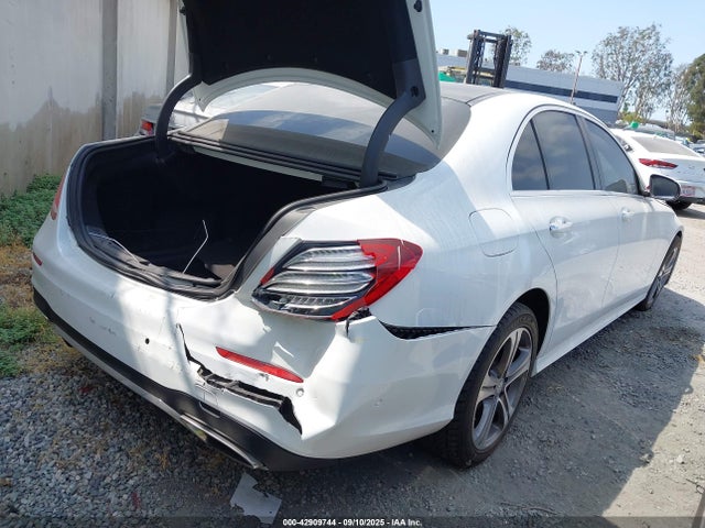 WDDZF4JB6HA085600 Mercedes-Benz m274
