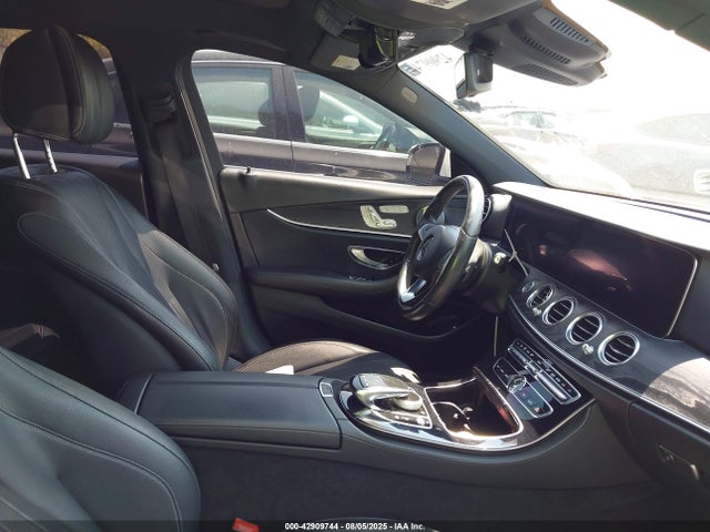 WDDZF4JB6HA085600 Mercedes-Benz m274