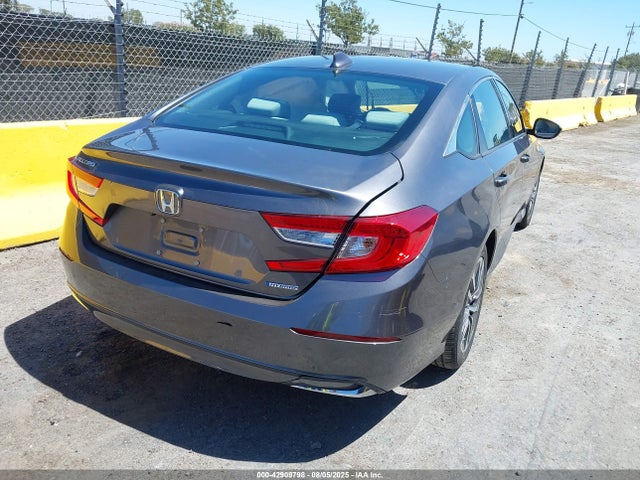 1HGCV3F17KA007302 Honda lfb2