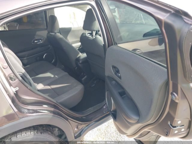 2021 HONDA HR-V 3CZRU6H57MM705325 Photo 7