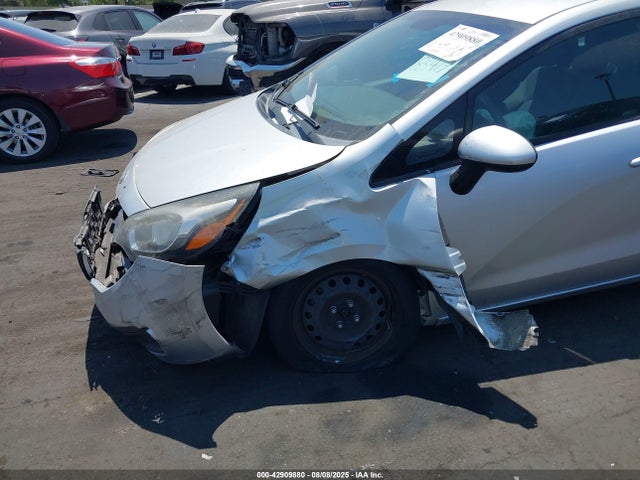 KIA dohc gamma 2014 KNADM4A36E6402452 Image 12