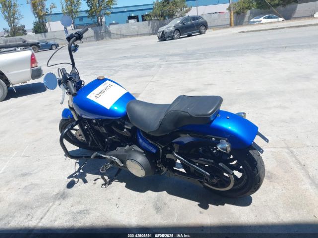 2018 HARLEY-DAVIDSON FXBB 1HD1YJJ37JC079452 Photo 2
