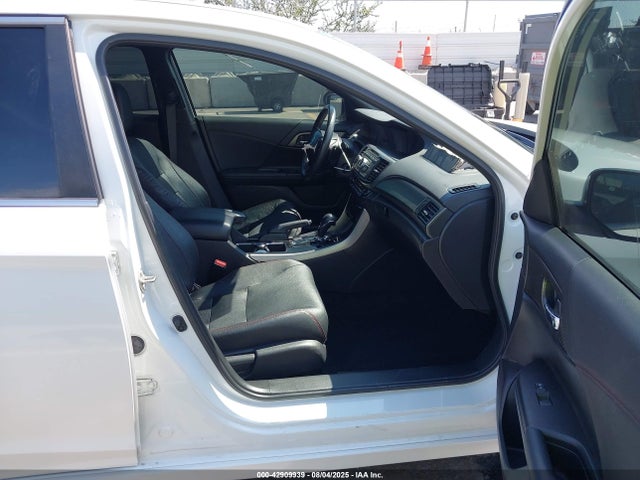 1HGCR2F15HA261436 Honda k24w1