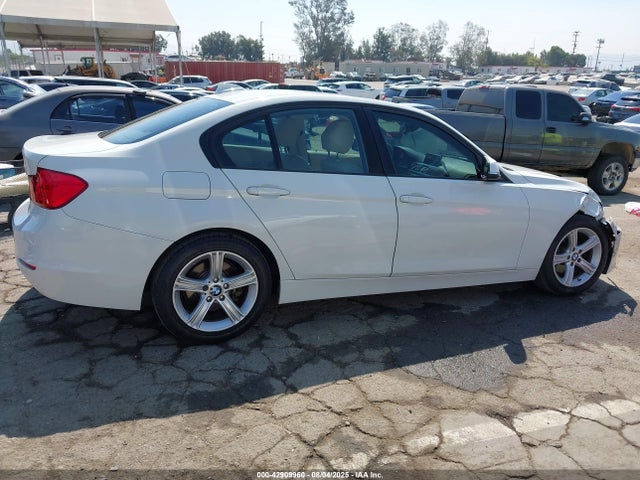 BMW 2015 2015 WBA3D3C54FK158409 Image 13