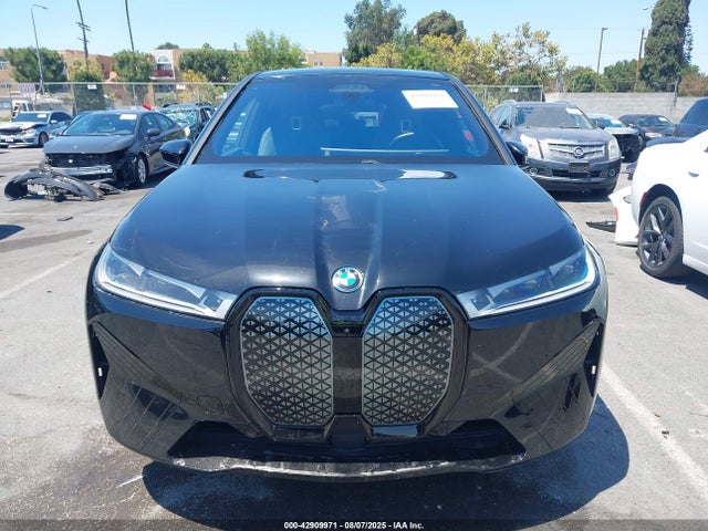 BMW Ix 2024 WB523CF01RCR60962 Image 12