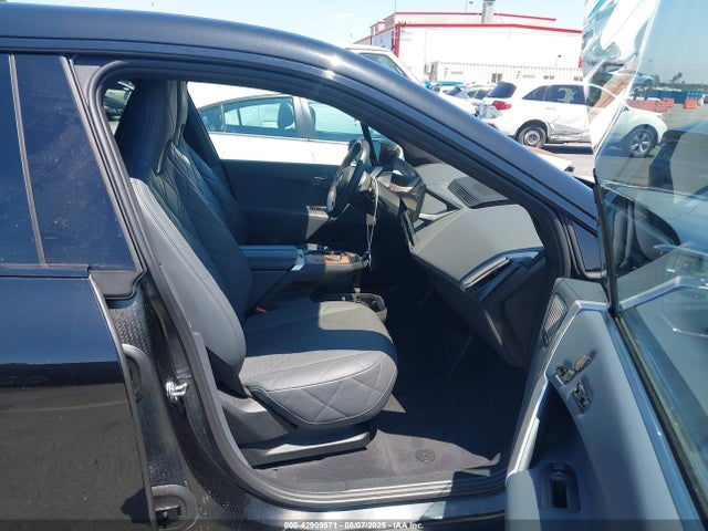 BMW Ix 2024 WB523CF01RCR60962 Image 5