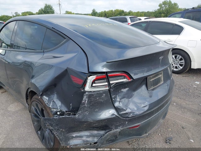 Tesla 2022 2022 7SAYGDEF8NF511700 Image 6