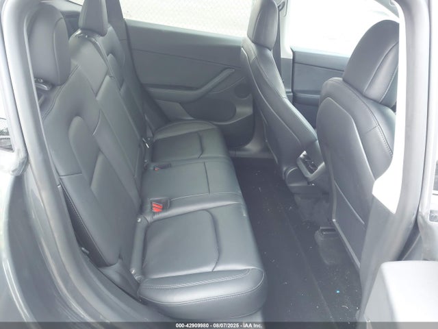 Tesla 2022 2022 7SAYGDEF8NF511700 Image 8