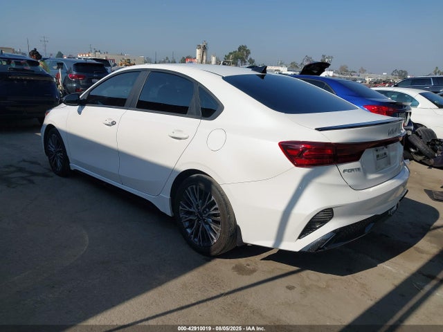 3KPF54AD4PE680670 KIA mpi nu