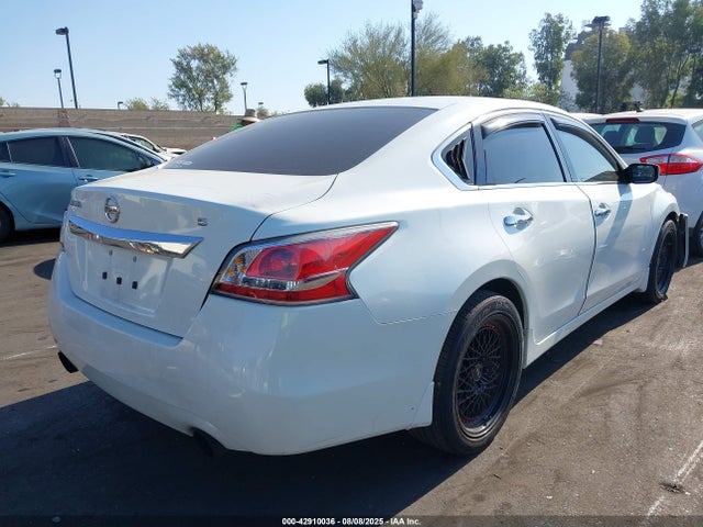 1N4AL3AP7FN315095 Nissan 2015