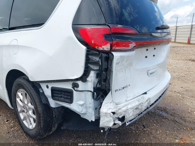 Chrysler Pacifica 2025 2C4RC1BG1SR555613 Image 6