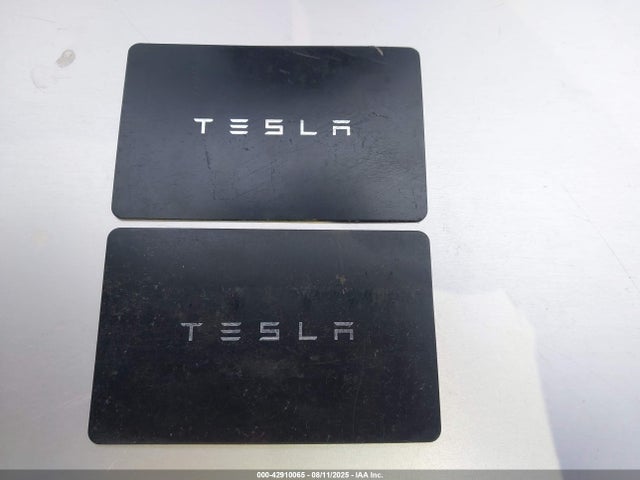 5YJ3E1EA9PF624736 Tesla 2023