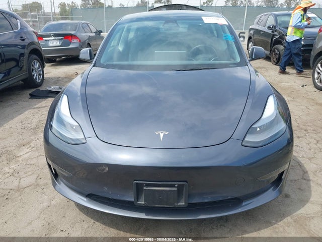 5YJ3E1EA9PF624736 Tesla 2023