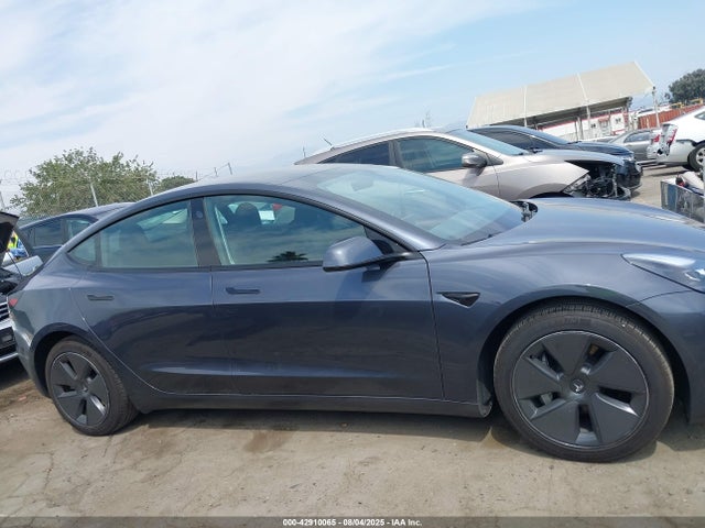 5YJ3E1EA9PF624736 Tesla 2023