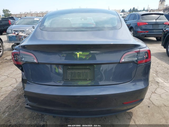 5YJ3E1EA9PF624736 Tesla 2023