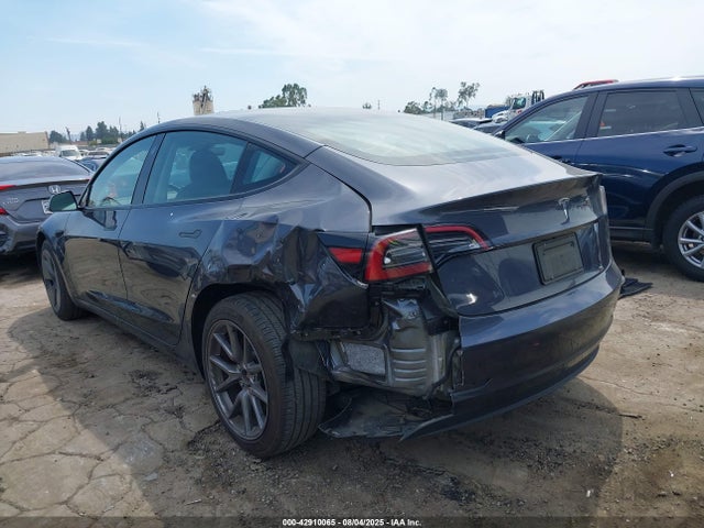 5YJ3E1EA9PF624736 Tesla 2023
