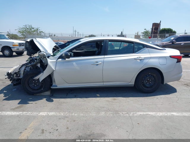 Nissan 2024 2024 1N4BL4BVXRN320772 Image 14