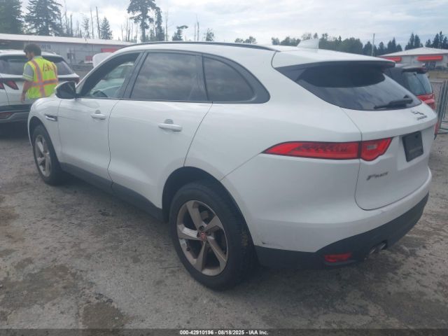 2018 JAGUAR F-PACE SADCJ2FN6JA256684 Photo 2