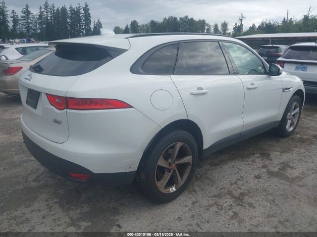 2018 JAGUAR F-PACE SADCJ2FN6JA256684 Photo 3