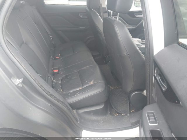 2018 JAGUAR F-PACE SADCJ2FN6JA256684 Photo 7
