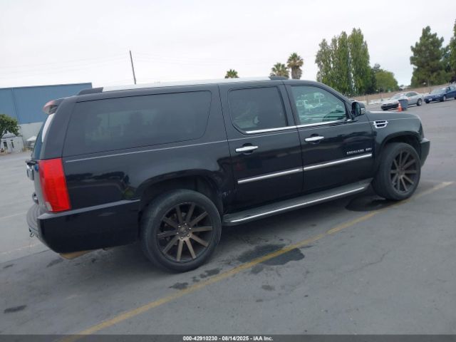 2011 CADILLAC ESCALADE ESV 1GYS4GEF1BR232165 Photo 3