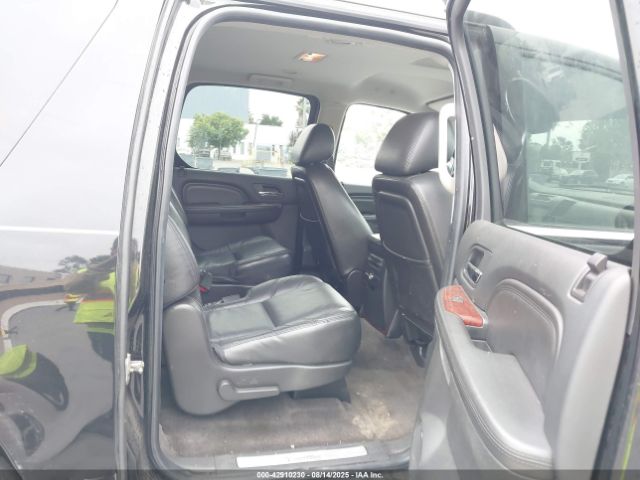 2011 CADILLAC ESCALADE ESV 1GYS4GEF1BR232165 Photo 7