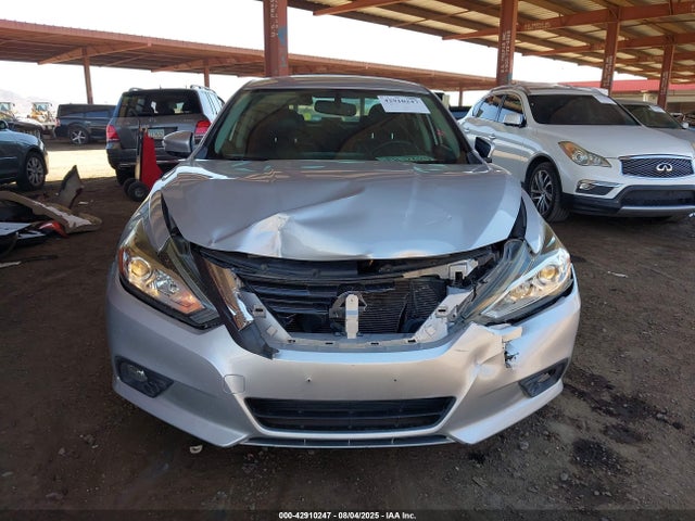1N4AL3AP5HC175904 Nissan 2017