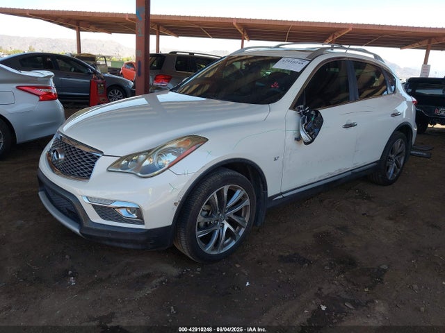 Infiniti 2017 2017 JN1BJ0RP2HM381749 Image 2
