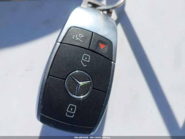 2021 MERCEDES-BENZ C 300 W1KWF8DB1MR644861 Photo 10