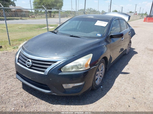 Nissan Altima 2015 1N4AL3AP2FC413737 Image 2