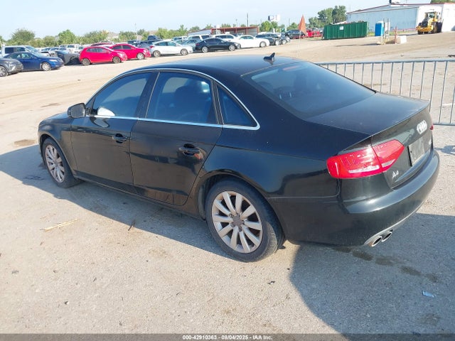 2011 AUDI A4 WAUFFAFLXBN047510 Photo 2