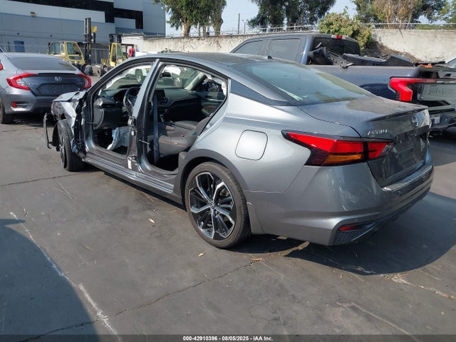 1N4BL4CV8PN378827 Nissan 2023
