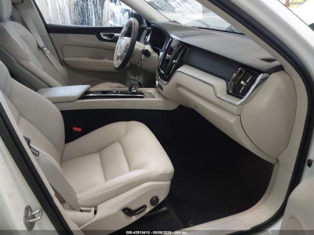 2024 VOLVO XC60 RECHARGE PLUG-IN HYBRID YV4H60DL5R1782435 Photo 4