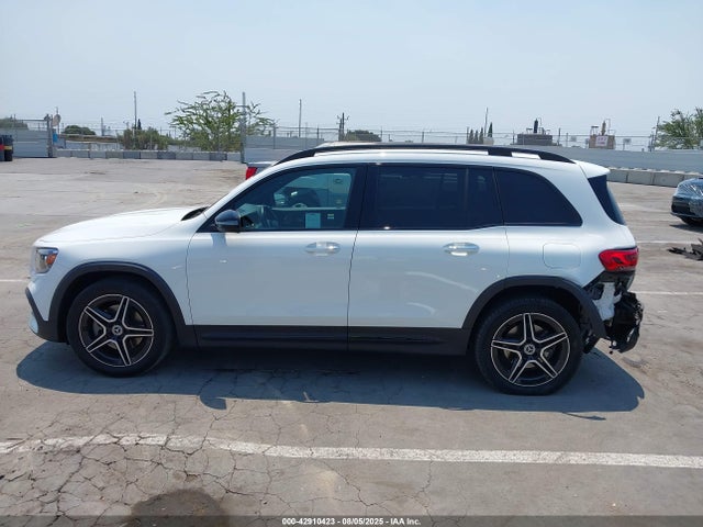 W1N4M4GB3MW108211 Mercedes-Benz m260