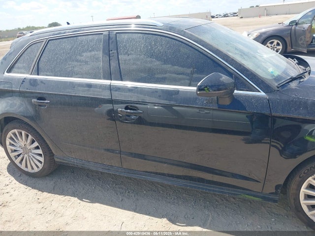 WAUTPBFF5GA082695 Audi A3