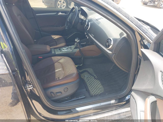 2016 AUDI A3 E-TRON WAUTPBFF5GA082695 Photo 4