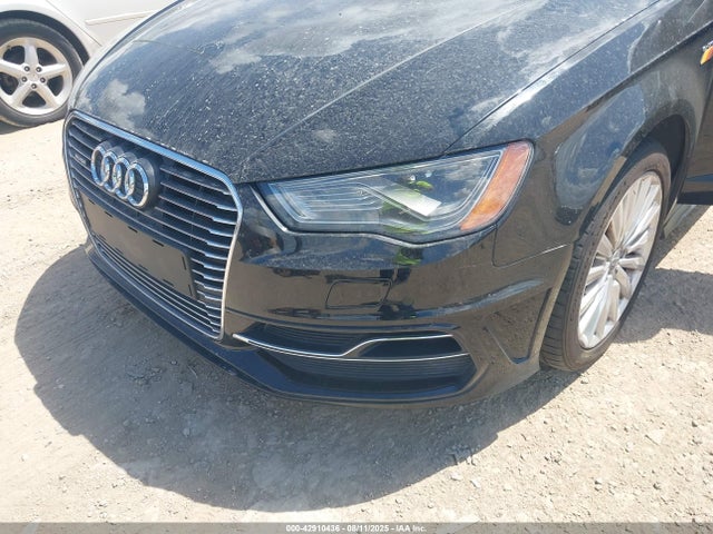 2016 AUDI A3 E-TRON WAUTPBFF5GA082695 Photo 5