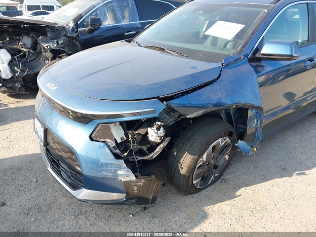 KNDCR3L15S5143184 KIA 2025