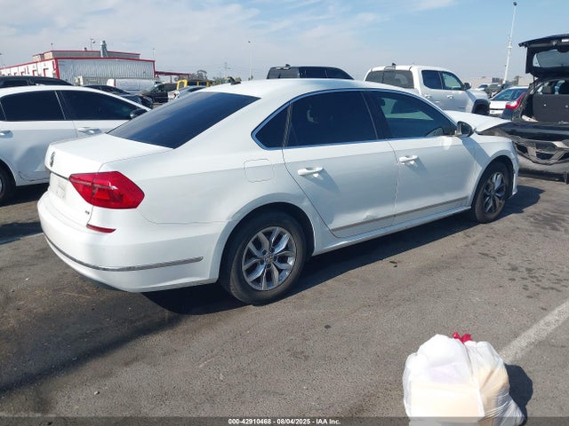 1VWAT7A30GC002625 Volkswagen 1.8t