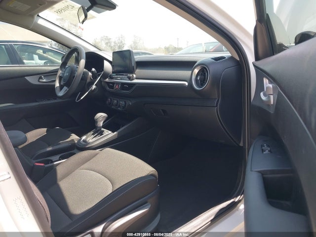 KIA mpi nu 2023 3KPF24AD5PE596463 Image 5