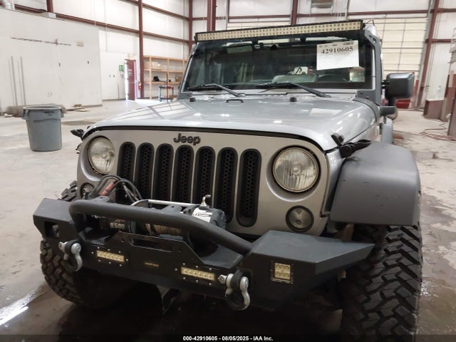 1C4BJWDG9FL518678 Jeep Wrangler